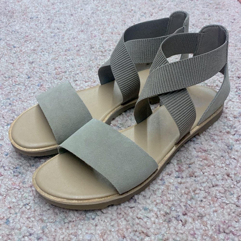 Sorel Ella III Leather Sandal Brand New Never Worn 9.5 Taupe